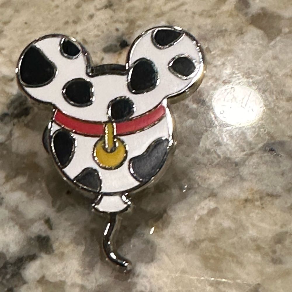 101 Dalmatians Balloon Mickey Head Disney Pin series 15 2020 - Picture 3 of 9